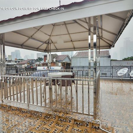 Zen Rooms Near Stasiun Sudirman Jacarta Exterior foto